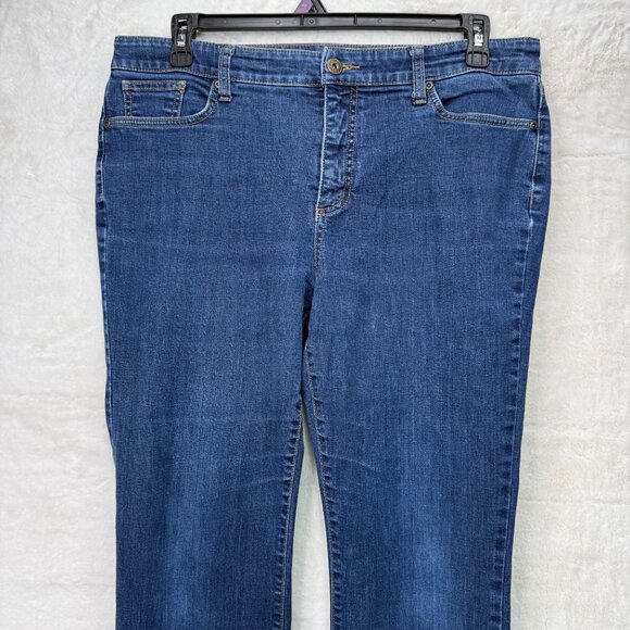 St. Johns Bay Womens Size 16 Blue Mid-rise Straight Leg Denim Jeans - Picture 9 of 10